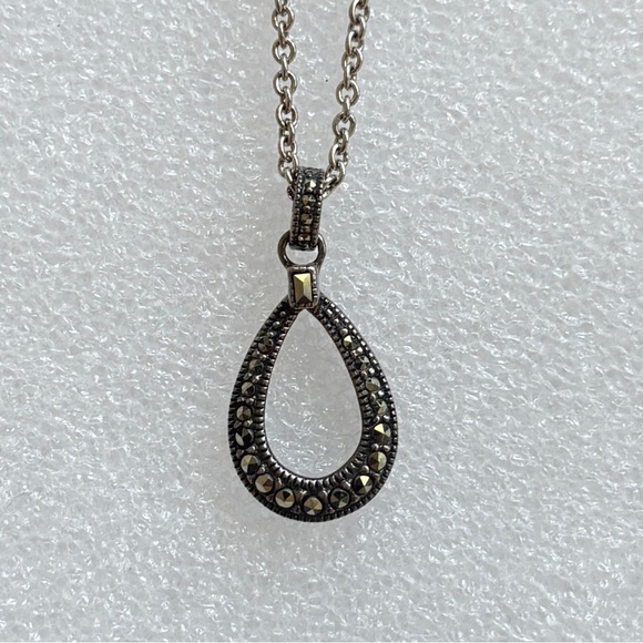 💫 Judith Jack Vintage Sterling Silver Marcasite Teardrop Necklace – Signed 925 ✨ - Picture 2 of 5